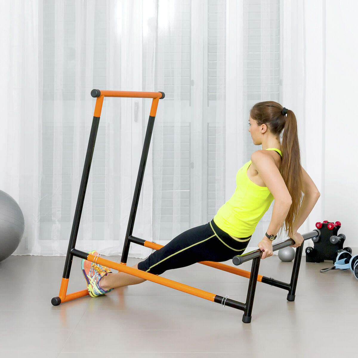 Estación de Dominadas y Fitness con Bolsa para transporte y Guía de Ejercicios GRATIS  InnovaGoods