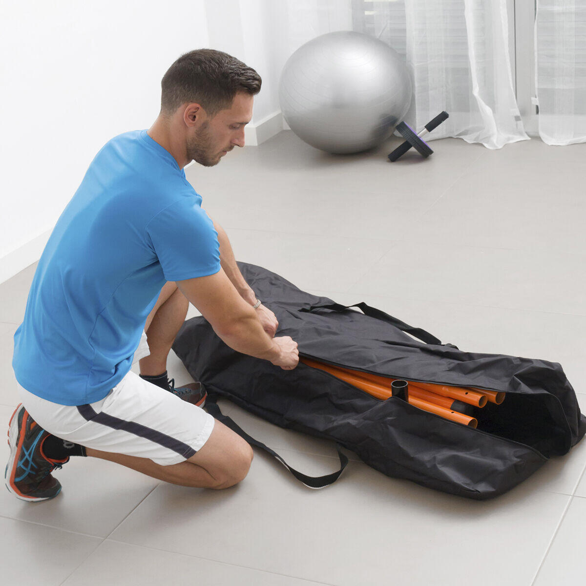 Estación de Dominadas y Fitness con Bolsa para transporte y Guía de Ejercicios GRATIS  InnovaGoods